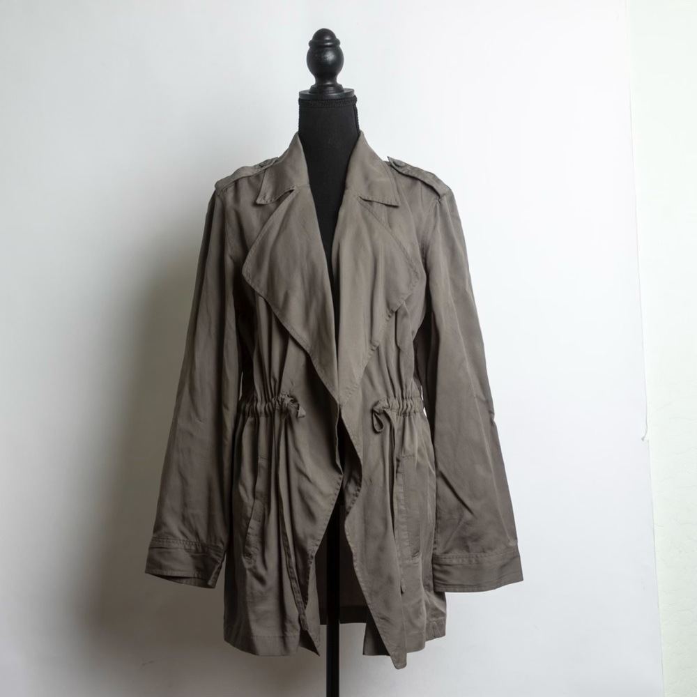 Hinge Gray Wrap Jacket